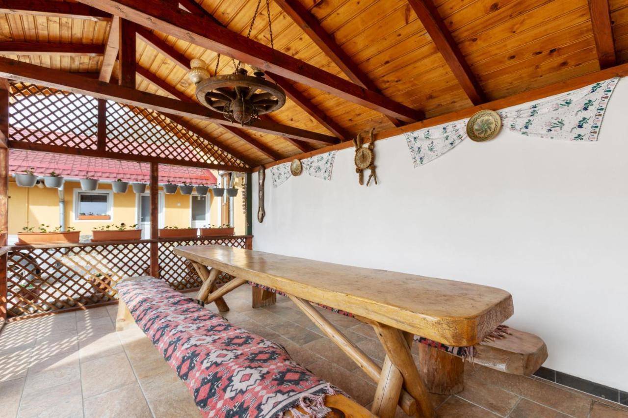 Casa Rasnoveana エクステリア 写真