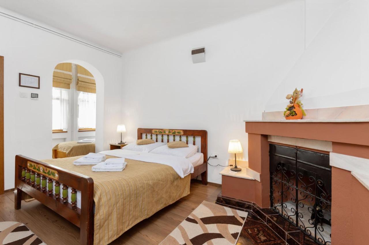 Casa Rasnoveana エクステリア 写真